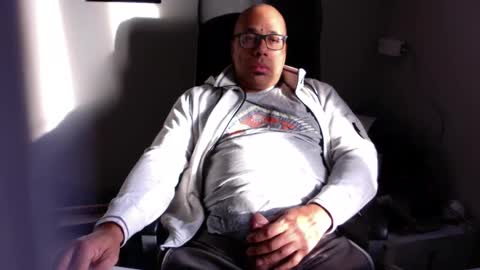 Snapshot of little_buddha chatting on 01.09.25 Pure Black Power online show from 01.09.25