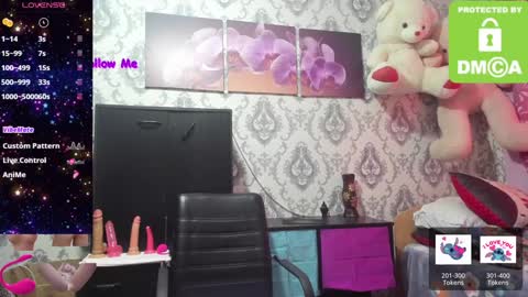 Snapshot of little_letti chatting on 12.21.24 Letti online show from 12.21.24