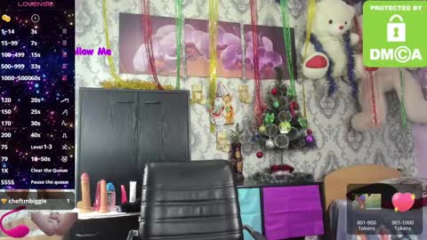 Snapshot of little_letti chatting on 01.12.25 Letti online show from 01.12.25