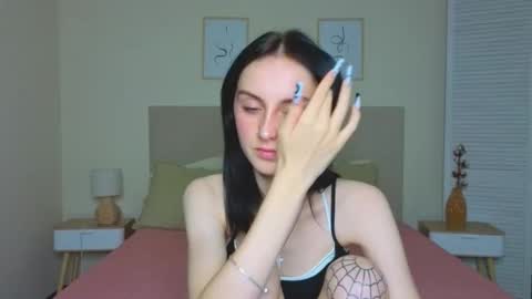 little_mollee online show from 09.25.25