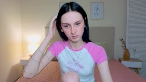 little_mollee online show from 10.05.25