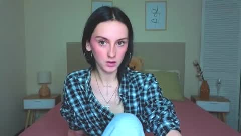 little_mollee online show from 10.10.25