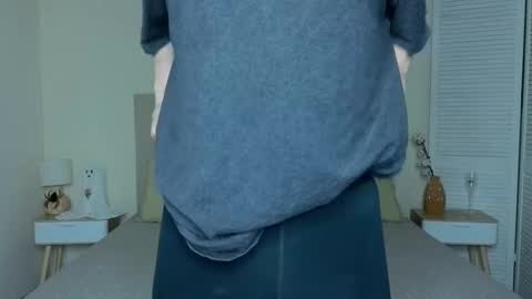 little_mollee online show from 11.10.25