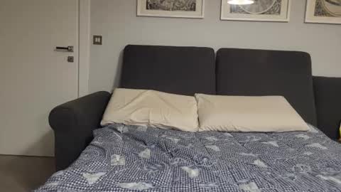 Snapshot of little_sakuraxxx chatting on 12.21.24 GiuliaFrancesco online show from 12.21.24