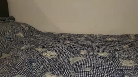 Snapshot of little_sakuraxxx chatting on 10.30.25 GiuliaFrancesco online show from 10.30.25