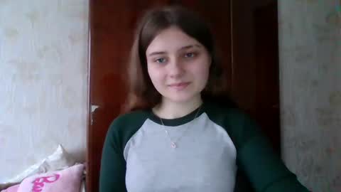 little_shygirl_ online show from 01.24.25