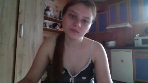 little_shygirl_ online show from 09.24.25