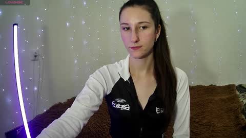 Snapshot of littleahwitch chatting on 03.06.25 LittleAhWitch online show from 03.06.25