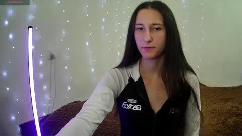 Snapshot of littleahwitch chatting on 09.16.25 LittleAhWitch online show from 09.16.25