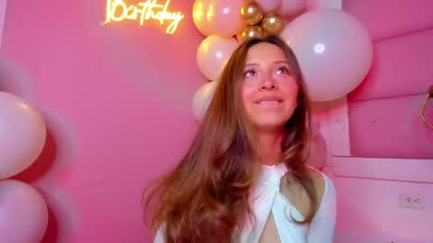 littlee_emma_ online show from 02.22.25