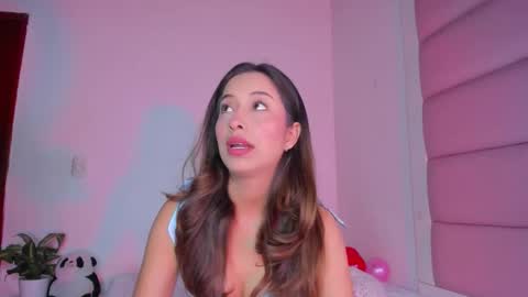 littlee_emma_ online show from 09.24.25