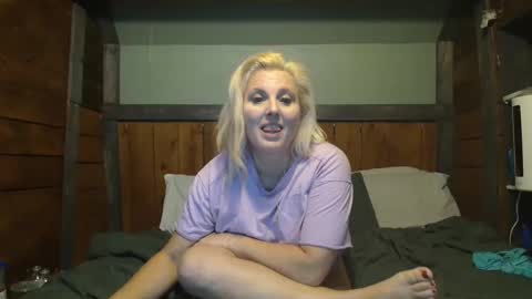 Snapshot of littlelisa1 chatting on 02.08.25 lisanixs online show from 02.08.25