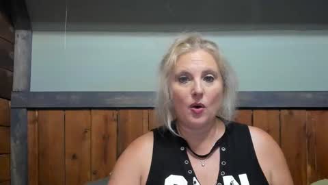 Snapshot of littlelisa1 chatting on 09.14.25 lisanixs online show from 09.14.25