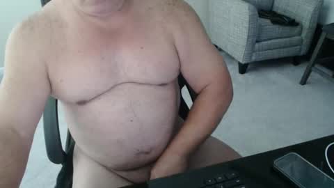 Snapshot of littleone1111765968 chatting on 12.25.24 littleone1111765968 online show from 12.25.24