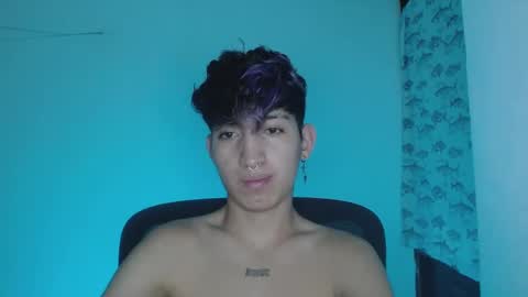 Snapshot of littlextrem chatting on 02.04.25 Eros online show from 02.04.25