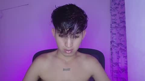 Snapshot of littlextrem chatting on 02.14.25 Eros online show from 02.14.25