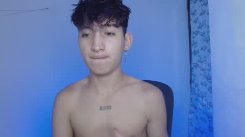 Snapshot of littlextrem chatting on 02.20.25 Eros online show from 02.20.25