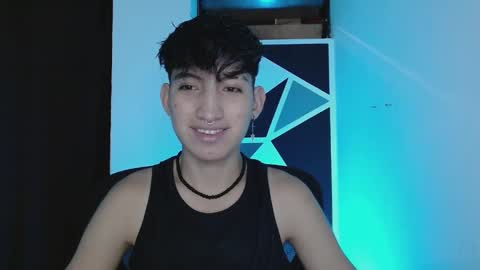 Snapshot of littlextrem chatting on 03.10.25 Eros online show from 03.10.25