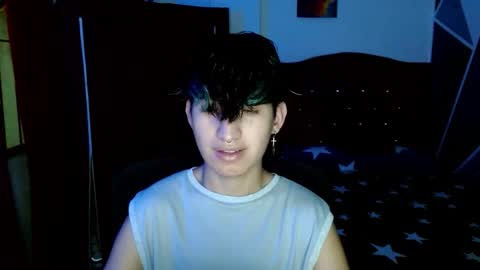 Snapshot of littlextrem chatting on 09.11.25 Eros online show from 09.11.25