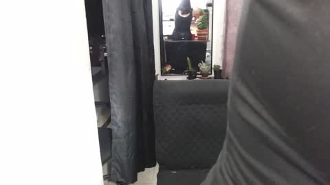 Snapshot of liza_thurner chatting on 12.19.24 Liza Thurner online show from 12.19.24
