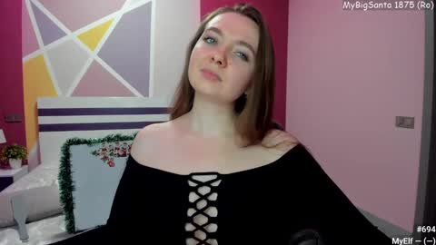 Girl next door online show from 12.04.24