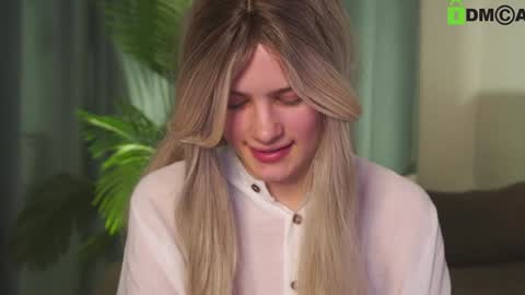 Sunnheart online show from 02.08.25