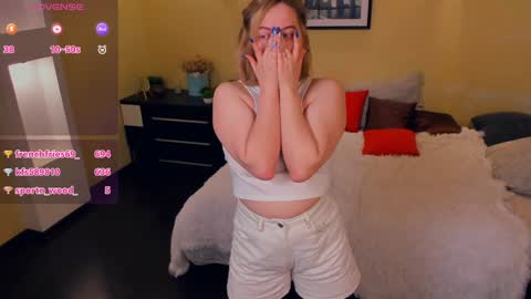 Snapshot of lizbethhaith chatting on 12.26.24 Lizbeth or Lizzy online show from 12.26.24