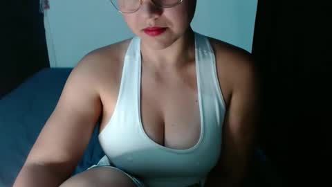 Snapshot of lizbodu chatting on 12.28.24 Lizze Bodu 3 online show from 12.28.24