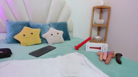 lizzie_williamss online show from 09.20.25