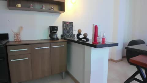 lizzie_williamss online show from 10.07.25