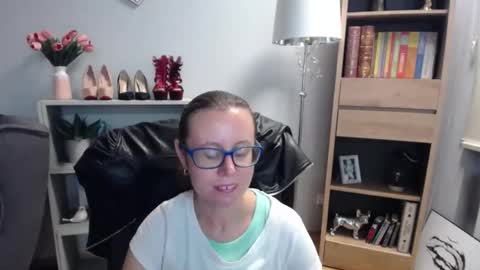 Lizzy online show from 09.09.25