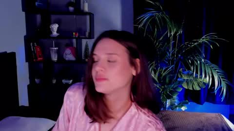 Snapshot of llkadream chatting on 03.07.25 Arina online show from 03.07.25