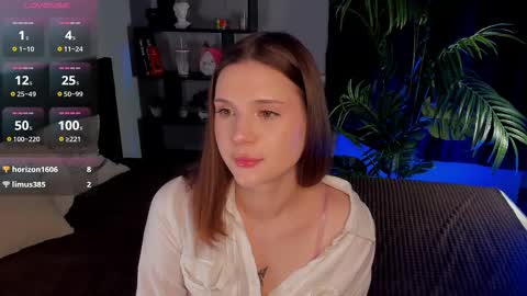 Snapshot of llkadream chatting on 03.08.25 Arina online show from 03.08.25