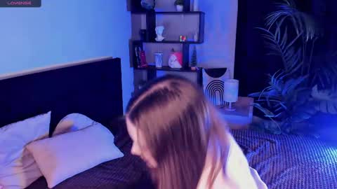 Snapshot of llkadream chatting on 03.12.25 Arina online show from 03.12.25