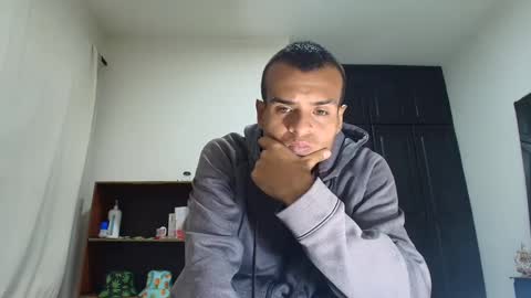 Snapshot of lobo_cockk chatting on 12.21.24 edwin online show from 12.21.24