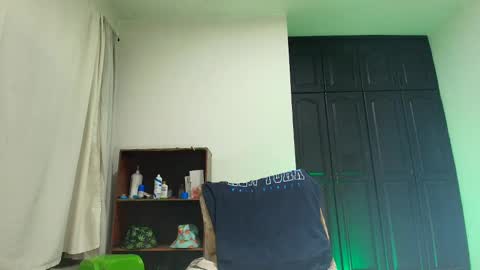 Snapshot of lobo_cockk chatting on 01.30.25 edwin online show from 01.30.25