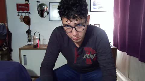 Snapshot of lobomx19 chatting on 01.07.25 Lobo online show from 01.07.25