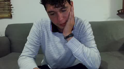 Snapshot of lobomx19 chatting on 01.18.25 Lobo online show from 01.18.25