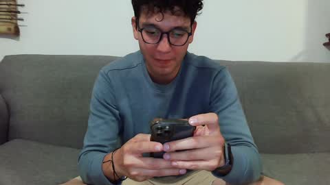 Snapshot of lobomx19 chatting on 02.01.25 Lobo online show from 02.01.25