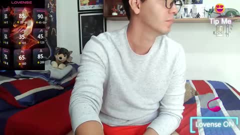 Snapshot of lobomx19 chatting on 09.13.25 Lobo online show from 09.13.25