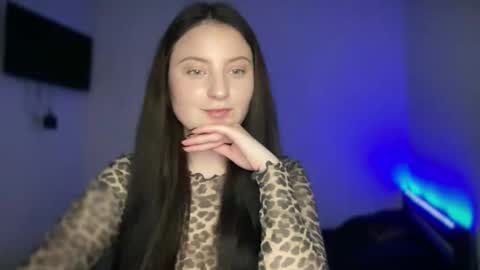 Snapshot of locaalis1 chatting on 11.04.25 locaalis1 online show from 11.04.25