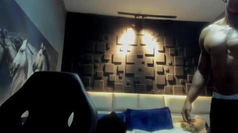Snapshot of logan_varela chatting on 12.13.24 logan_varela online show from 12.13.24