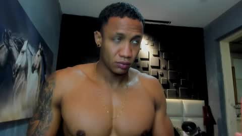 Snapshot of logan_varela chatting on 12.14.24 logan_varela online show from 12.14.24