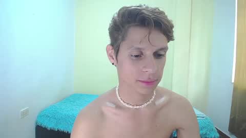 Snapshot of loganevans8 chatting on 02.20.25 Logan online show from 02.20.25