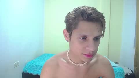 Snapshot of loganevans8 chatting on 02.22.25 Logan online show from 02.22.25