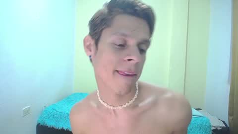 Snapshot of loganevans8 chatting on 02.22.25 Logan online show from 02.22.25