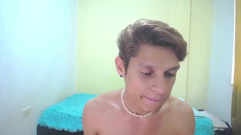 Snapshot of loganevans8 chatting on 02.22.25 Logan online show from 02.22.25