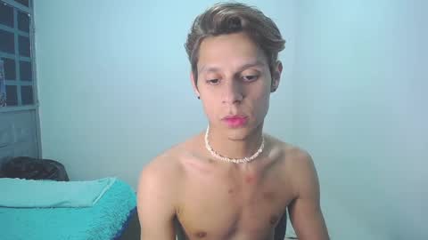 Snapshot of loganevans8 chatting on 03.06.25 Logan online show from 03.06.25