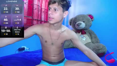 Snapshot of loganevans8 chatting on 10.24.25 Logan online show from 10.24.25