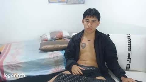 Snapshot of logannthh chatting on 02.19.25 logannthh online show from 02.19.25